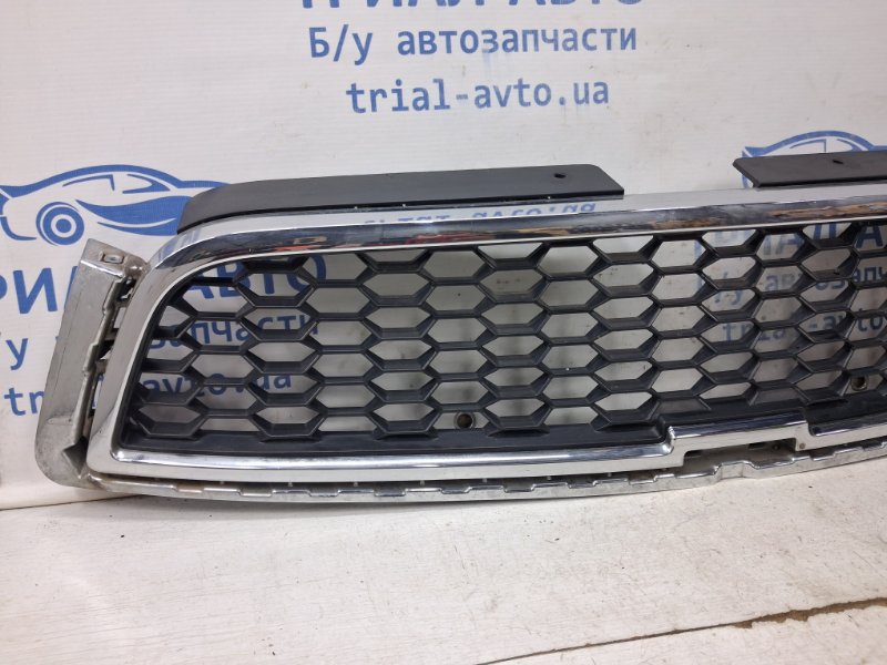 Решетка радиатора Captiva 2006-2018 C140 2.2 diesel Z22D1