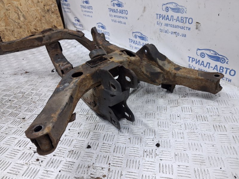 Балка задней подвески Chevrolet Captiva C140 2.2 diesel Z22D1 Балка задней подвески Chevrolet Captiva C140 2.2 diesel Z22D1