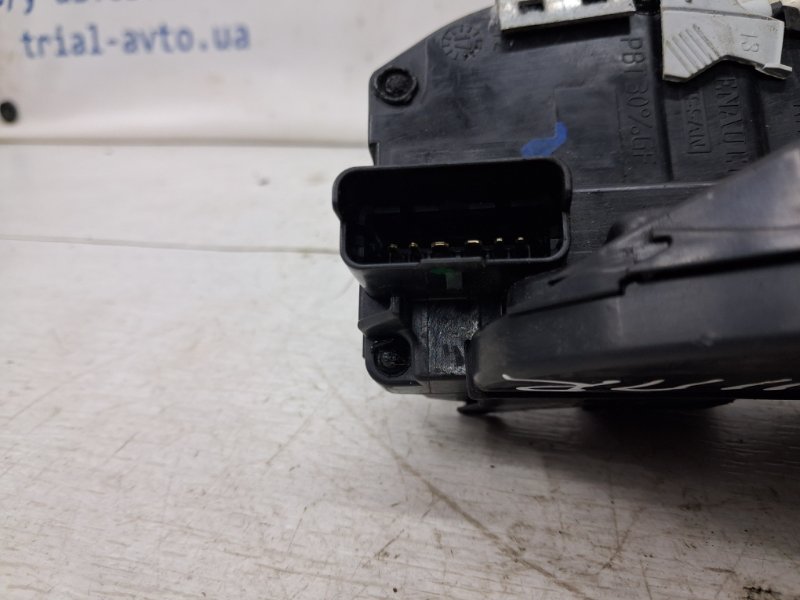 Замок двери передний правый Nissan Qashqai J11 1.2 Бензин HRA2DDT Замок двери передний правый Nissan Qashqai J11 1.2 Бензин HRA2DDT