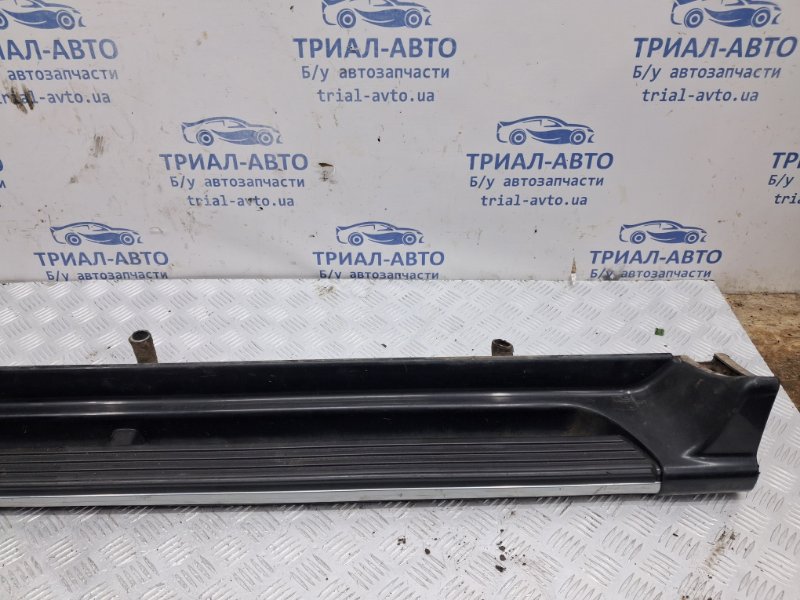 Подножка левая Mitsubishi Pajero Sport K9 3.0 бензин 6G72