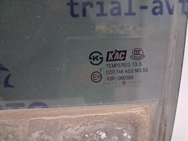 Стекло двери заднее левое Chevrolet Captiva C140 2.2 diesel Z22D1