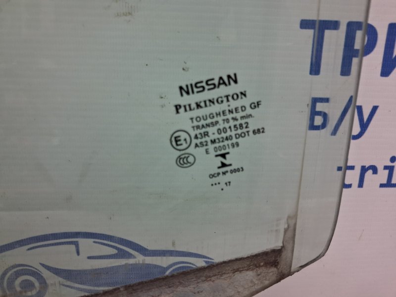 Стекло двери переднее левое Nissan Qashqai J11 1.2 Бензин HRA2DDT Стекло двери переднее левое Nissan Qashqai J11 1.2 Бензин HRA2DDT