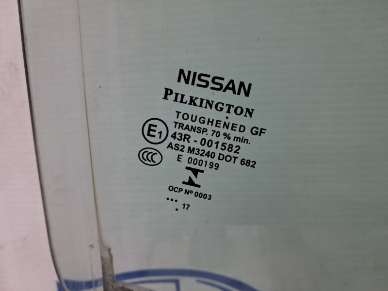 Стекло двери переднее правое Nissan Qashqai J11 1.2 Бензин HRA2DDT Стекло двери переднее правое Nissan Qashqai J11 1.2 Бензин HRA2DDT
