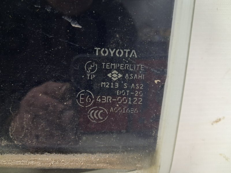 Стекло двери заднее левое Toyota Prado J120 3.0 Diesel 1KDFTV