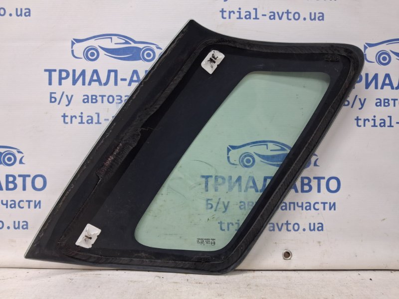 Стекло в кузов заднее левое Suzuki SX4 1 1.6 бензин M16A