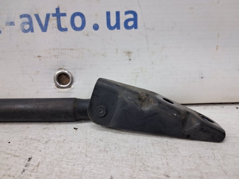 Амортизатор крышки багажника Suzuki SX4 1 1.6 бензин M16A