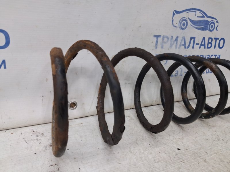 Пружина передняя Suzuki SX4 1 1.6 бензин M16A