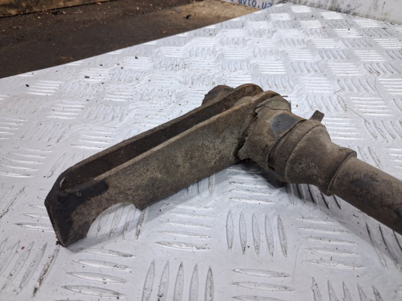 Торсион левый Mitsubishi Pajero Sport K9 3.0 бензин 6G72