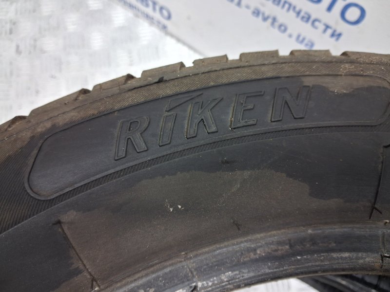 Шины 2шт R16