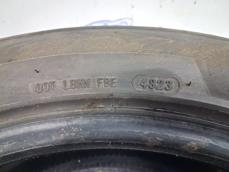 Шины 2шт R19 Шины 2шт R19