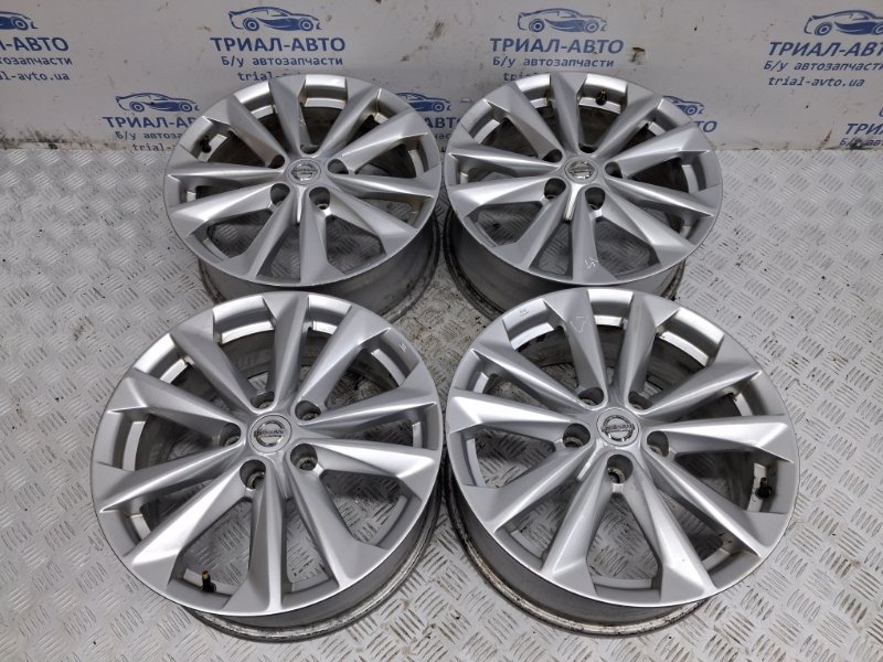 Запчасть диски титан комплект r17 Nissan Qashqai 2013-2022 J11 1.2 Бензин HRA2DDT D03004EA1B Б/У Диски титан комплект R17 Nissan Qashqai 2013-2022 J11 1.2 Бензин HRA2DDT D03004EA1B Б/У