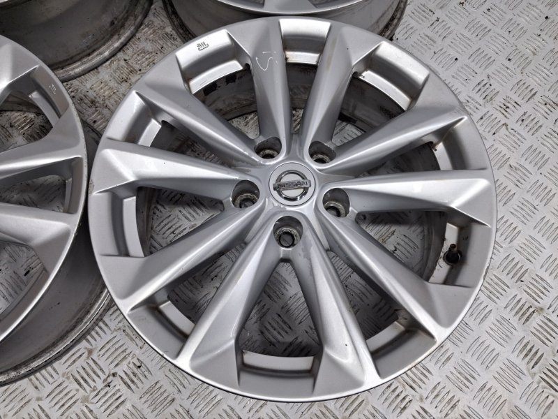 Диски титан комплект R17 Qashqai 2013-2022 J11 1.2 Бензин HRA2DDT Диски титан комплект R17 Qashqai 2013-2022 J11 1.2 Бензин HRA2DDT