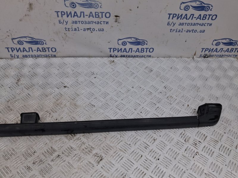 Рейлинг на крышу правый Mitsubishi Pajero Sport K9 3.0 бензин 6G72