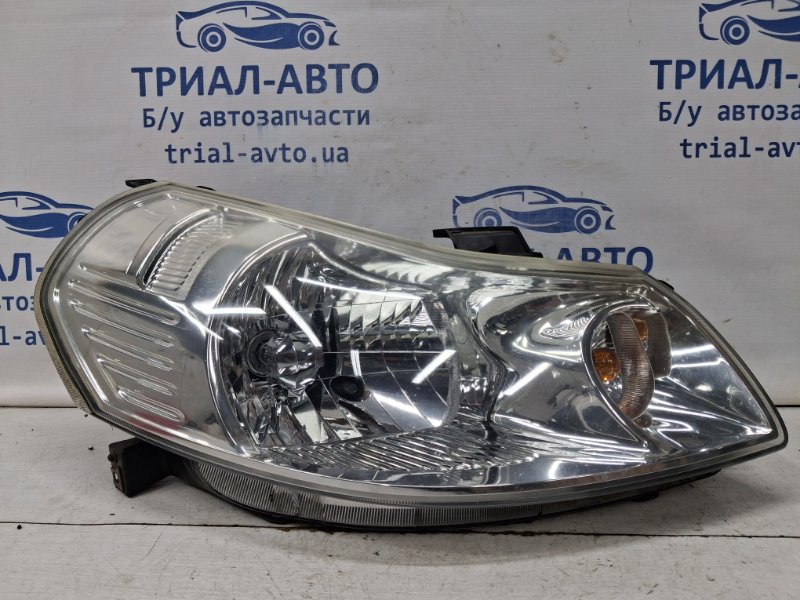 Запчасть фара правая галоген Suzuki SX4 2006-2014 1 1.6 бензин M16A 3512079J10 Б/У Фара правая галоген Suzuki SX4 2006-2014 1 1.6 бензин M16A 3512079J10 Б/У