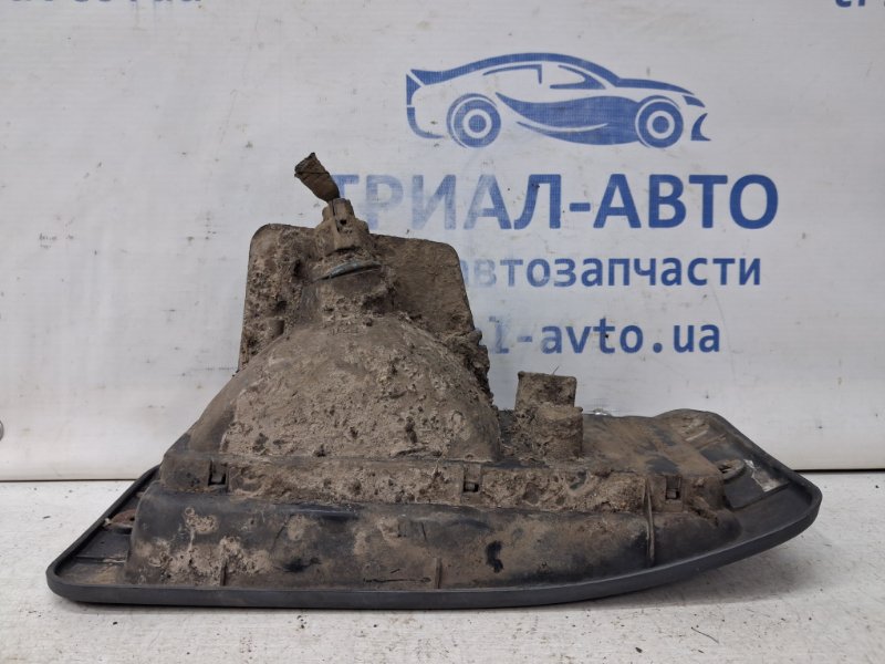 Катафот правый Pajero Sport 1996-2008 K9 3.0 бензин 6G72