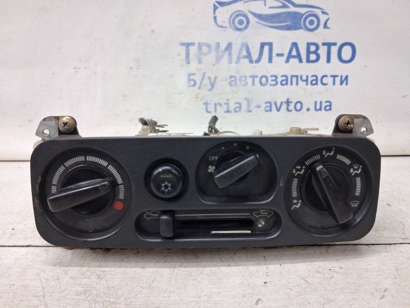 Блок управления кондиционером Mitsubishi Pajero Sport 1996-2008 K9 3.0 бензин 6G72 MR398626 Б/У