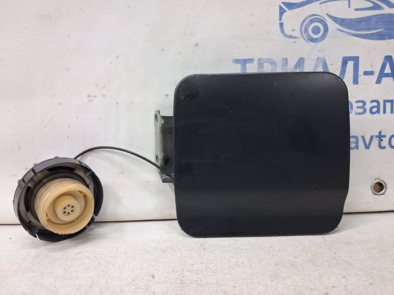 Запчасть лючок бака Mitsubishi Pajero Sport 1996-2008 K9 3.0 бензин 6G72 MR241921 Б/У Лючок бака Mitsubishi Pajero Sport 1996-2008 K9 3.0 бензин 6G72 MR241921 Б/У