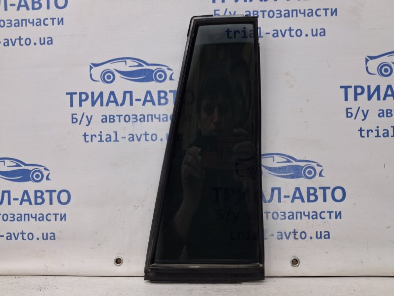Стекло двери задней левой (форточка) Mitsubishi Pajero Sport K9 3.0 бензин 6G72