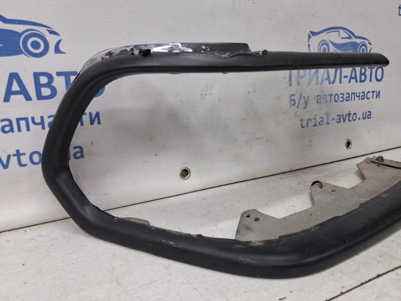 Накладка передняя правая Pajero Sport 1996-2008 K9 3.0 бензин 6G72