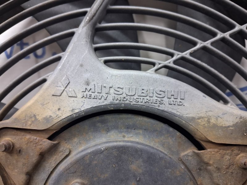 Вентилятор радиатора Mitsubishi Pajero Sport K9 3.0 бензин 6G72