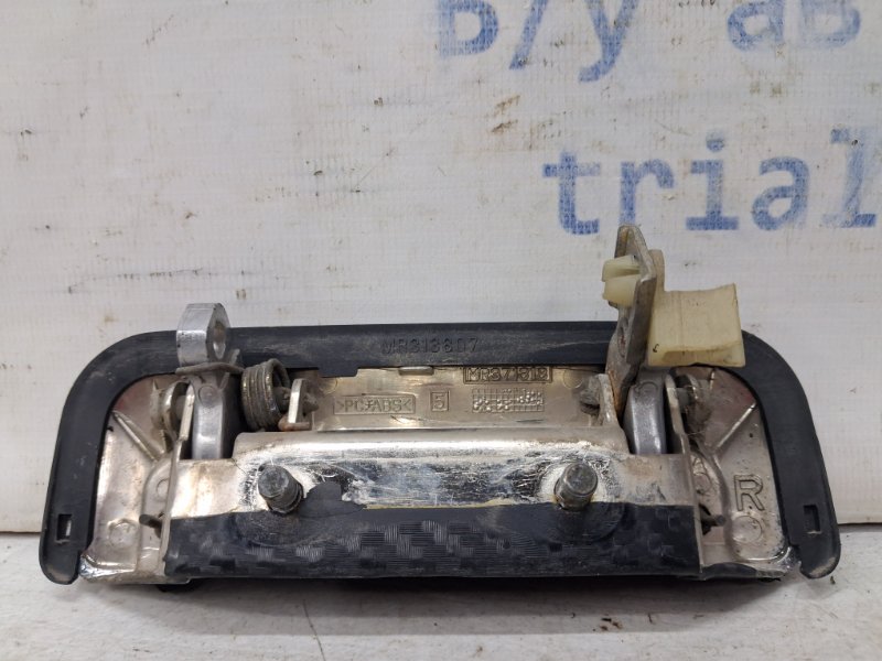 Ручка двери внешняя задняя правая Pajero Sport 1996-2008 K9 3.0 бензин 6G72