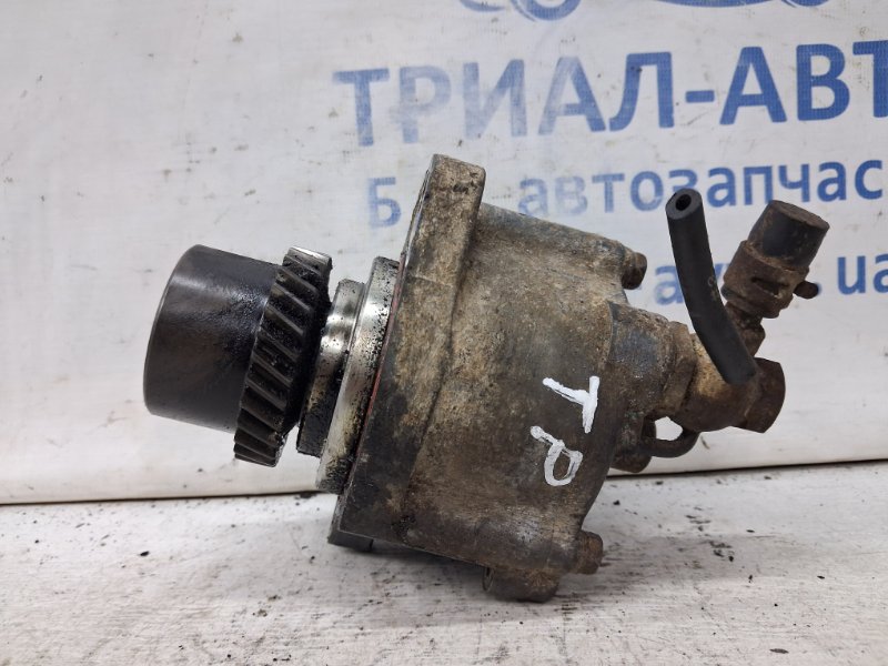 Насос вакуумный Toyota Prado J120 3.0 Diesel 1KDFTV