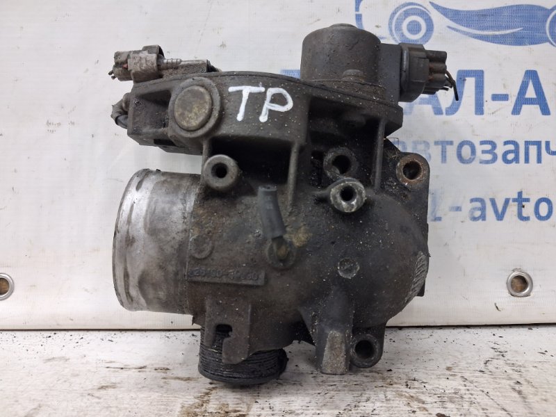 Заслонка дроссельная Toyota Prado 2002-2009 J120 3.0 Diesel 1KDFTV 2610030050 Б/У