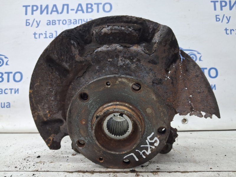 Кулак поворотный левый со ступицей SX4 2006-2014 1 1.6 бензин M16A