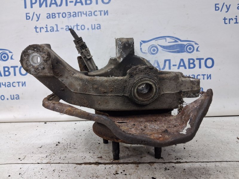 Кулак поворотный левый со ступицей Chevrolet Captiva C140 2.2 diesel Z22D1 Кулак поворотный левый со ступицей Chevrolet Captiva C140 2.2 diesel Z22D1