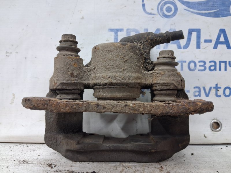 Суппорт задний левый Pajero Sport 1996-2008 K9 3.0 бензин 6G72