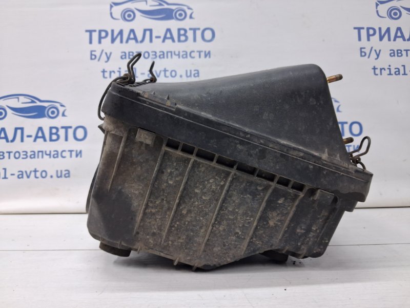 Корпус воздушного фильтра Mitsubishi Pajero Sport 1996-2008 K9 3.0 бензин 6G72 MR127419 Б/У