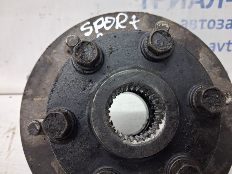 Ступица передняя Pajero Sport 1996-2008 K9 3.0 бензин 6G72