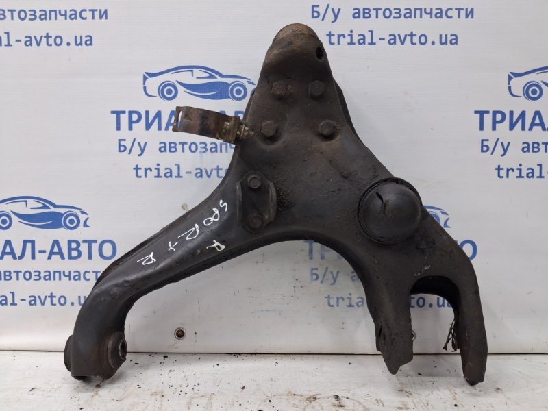 Рычаг передний нижний правый Pajero Sport 1996-2008 K9 3.0 бензин 6G72 Рычаг передний нижний правый Pajero Sport 1996-2008 K9 3.0 бензин 6G72