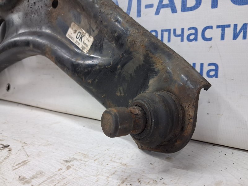 Рычаг правый Qashqai 2013-2022 J11 1.2 Бензин HRA2DDT Рычаг правый Qashqai 2013-2022 J11 1.2 Бензин HRA2DDT