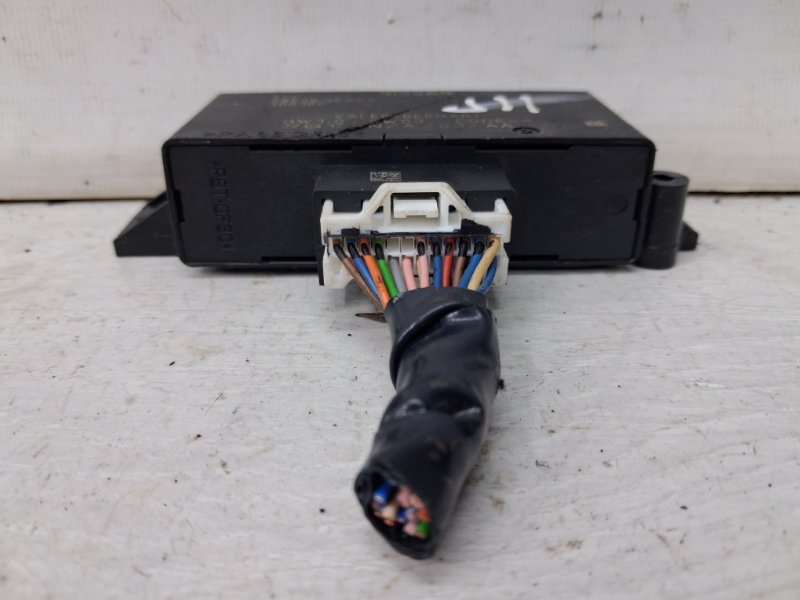 Блок управления парктрониками Qashqai 2013-2022 J11 1.2 Бензин HRA2DDT Блок управления парктрониками Qashqai 2013-2022 J11 1.2 Бензин HRA2DDT