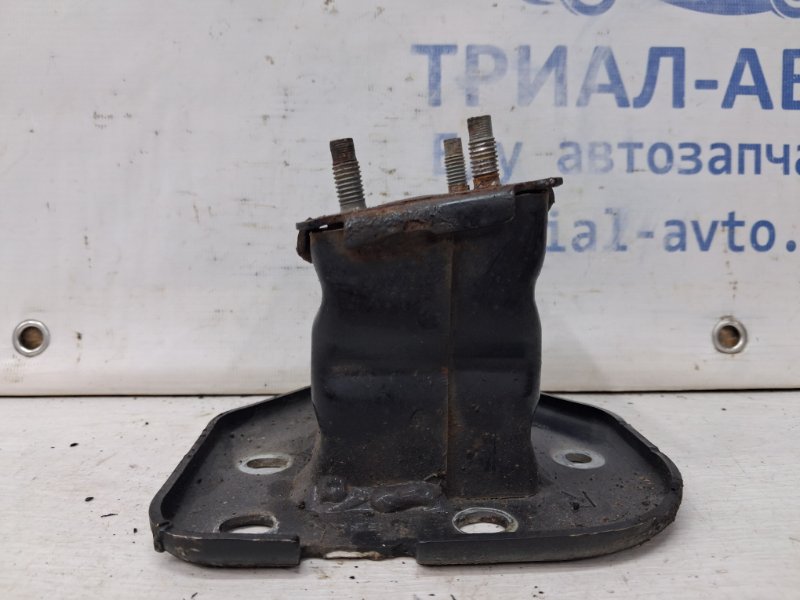 Запчасть кронштейн усилителя заднего бампера правый Nissan Qashqai 2013-2022 J11 1.2 Бензин HRA2DDT F22154EAMA Б/У Кронштейн усилителя заднего бампера правый Nissan Qashqai 2013-2022 J11 1.2 Бензин HRA2DDT F22154EAMA Б/У