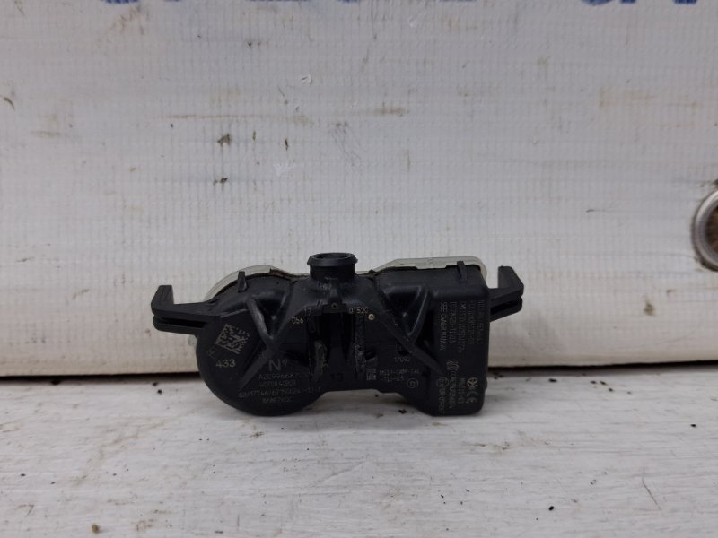 Запчасть датчик давления в шинах Nissan Qashqai 2013-2022 J11 1.2 Бензин HRA2DDT 407004CB0B Б/У Датчик давления в шинах Nissan Qashqai 2013-2022 J11 1.2 Бензин HRA2DDT 407004CB0B Б/У