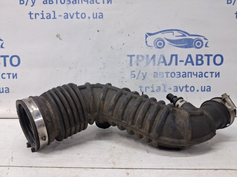 Патрубок воздушного фильтра Nissan Qashqai J11 1.2 Бензин HRA2DDT