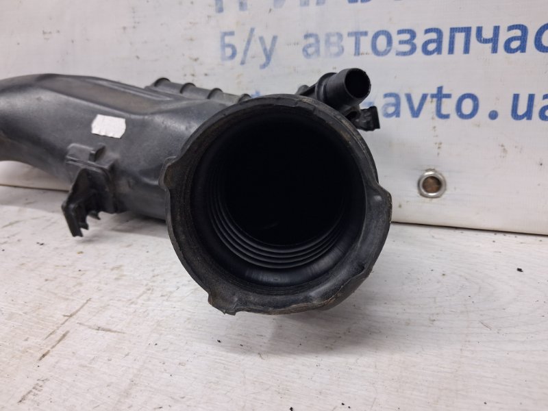 Патрубок интеркулера Dacia Duster HS 1.5 Diesel K9K Патрубок интеркулера Dacia Duster HS 1.5 Diesel K9K