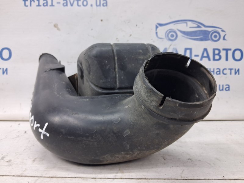 Воздухозаборник Pajero Sport 1996-2008 K9 3.0 бензин 6G72