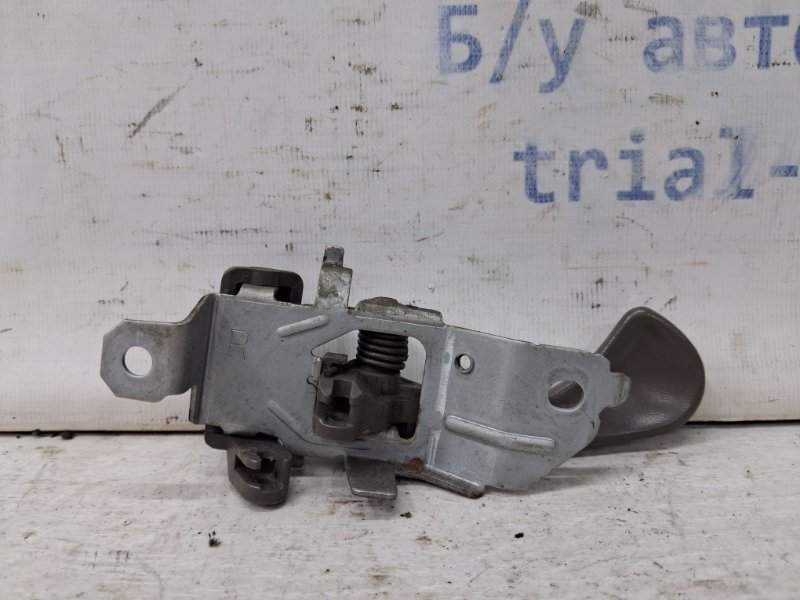 Ручка двери внутренняя правая Mitsubishi Pajero Sport K9 3.0 бензин 6G72