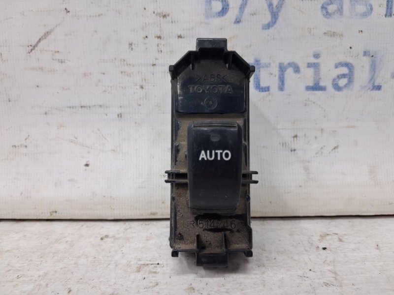 Кнопка стеклоподъемника Toyota Prado 2002-2009 J120 3.0 Diesel 1KDFTV 8403060020 Б/У