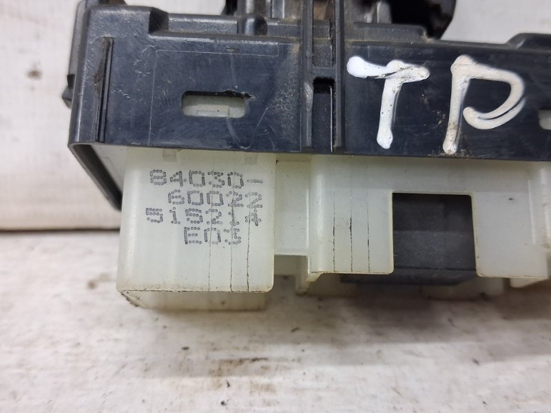 Кнопка стеклоподъемника Toyota Prado J120 3.0 Diesel 1KDFTV