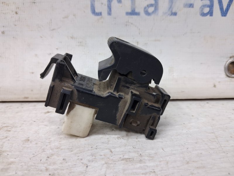 Кнопка стеклоподъемника Toyota Camry XV40 2.4 Бензин 2AZFE