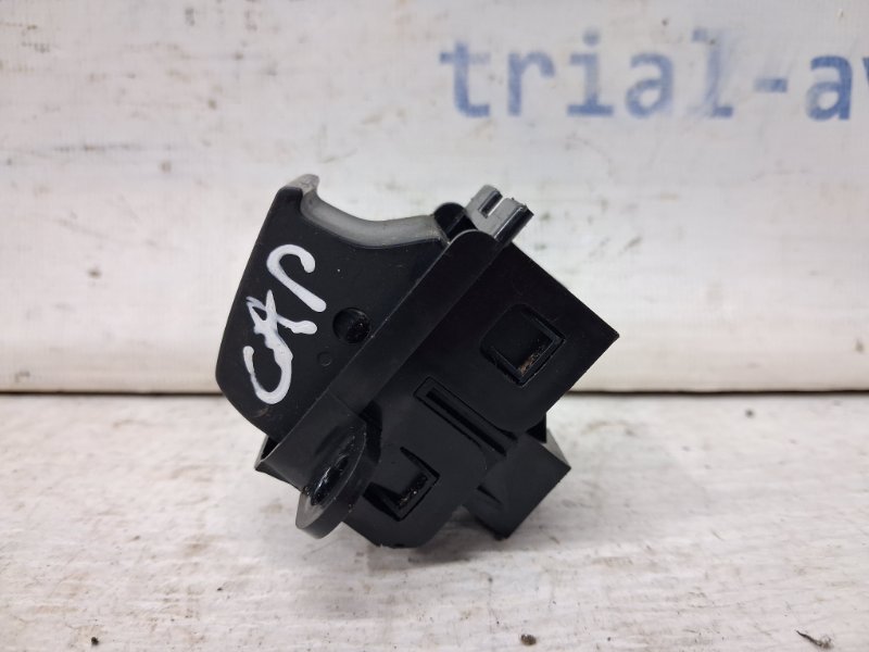 Кнопка ручника Captiva 2006-2018 C140 2.2 diesel Z22D1 Кнопка ручника Captiva 2006-2018 C140 2.2 diesel Z22D1