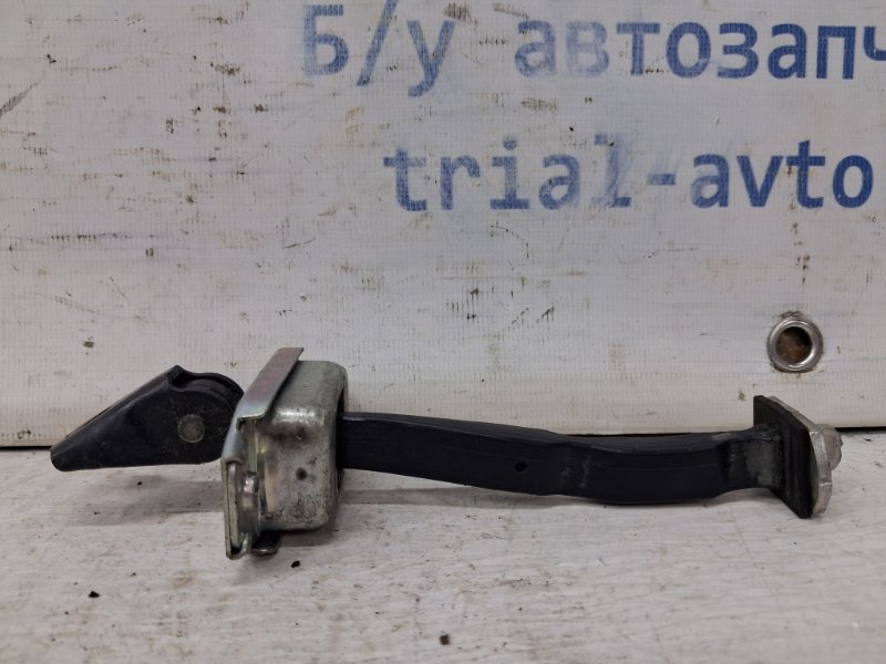 Запчасть ограничитель двери задний левый Nissan Qashqai 2013-2022 J11 1.2 Бензин HRA2DDT 824304EA0A Б/У Ограничитель двери задний левый Nissan Qashqai 2013-2022 J11 1.2 Бензин HRA2DDT 824304EA0A Б/У