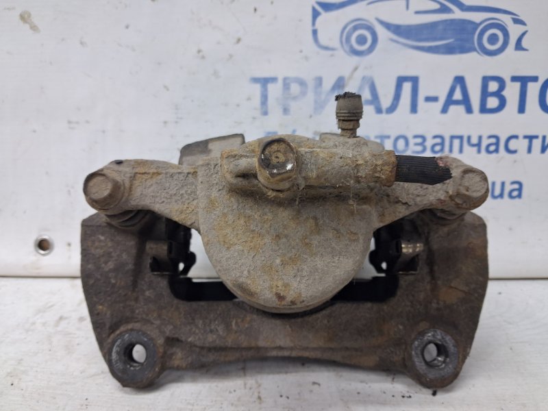 Суппорт передний правый Lexus RX 350 XU30 3.5 Бензин 2GRFE