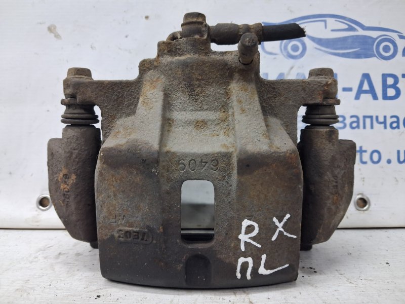 Запчасть суппорт передний левый Lexus RX 350 2003-2009 XU30 3.5 Бензин 2GRFE 477500E010 Б/У Суппорт передний левый Lexus RX 350 2003-2009 XU30 3.5 Бензин 2GRFE 477500E010 Б/У