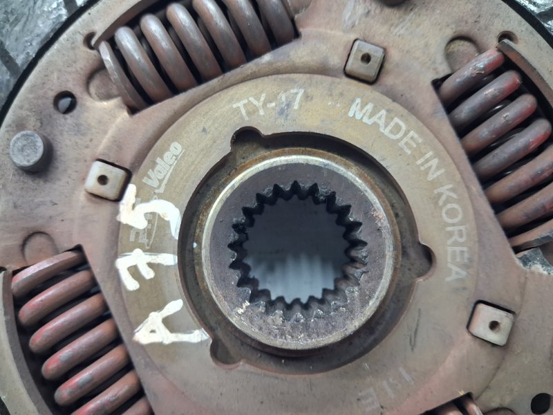 Диск сцепления Avensis 2002-2010 T25 1.8 бензин 1ZZFE