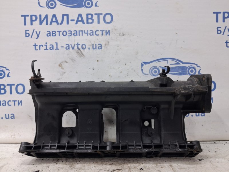 Коллектор впускной пластик Nissan Qashqai J11 1.2 Бензин HRA2DDT Коллектор впускной пластик Nissan Qashqai J11 1.2 Бензин HRA2DDT